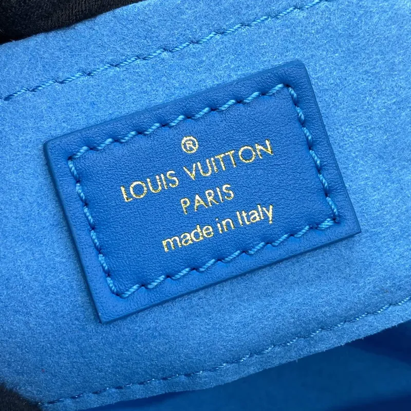 LV M22325 Louis Vuitton Monogram Clutch Modrá