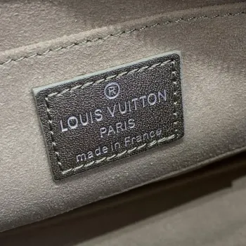 LV M81828 Louis Vuitton Lexington Pouch Bag Světle zlatá