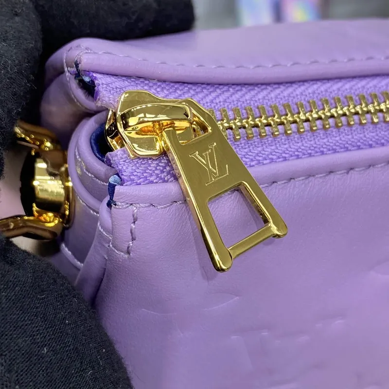 LV M21439 Louis Vuitton Coussin PM Kabelka Světle Fialová