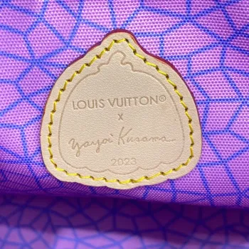 Louis Vuitton M46467 LV x YK OnTheGo PM Taška