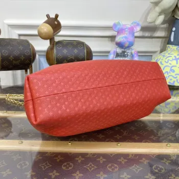 LV M22327 Louis Vuitton Monogram Kapsa Červená