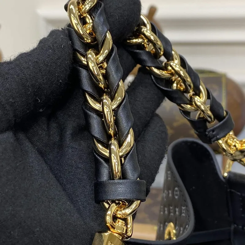 LV M22598 Louis Vuitton Néonoé BB Kabela na řetěz černá