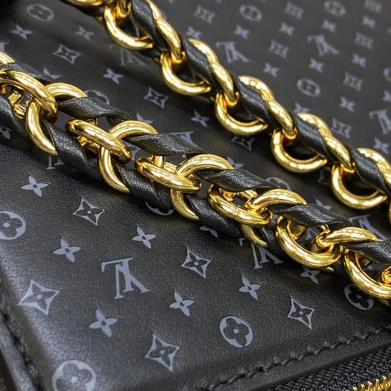 LV M82247 Louis Vuitton Lexington Pouch Bag Černá