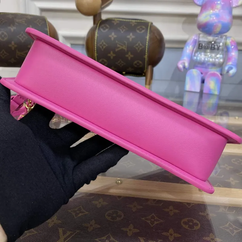 LV M82232 Louis Vuitton Lexington Pouch Bag Růžová