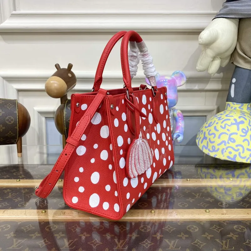 LV M46412 Louis Vuitton LV x YK OnTheGo PM Taška Červená