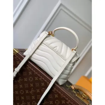 LV M21797 Louis Vuitton Hold Me Taška s horním madlem Ivoire Bílá
