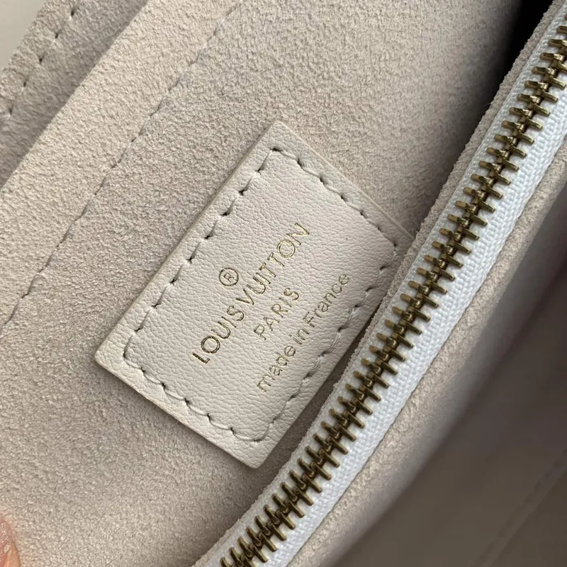 LV M21797 Louis Vuitton Hold Me Taška s horním madlem Ivoire Bílá
