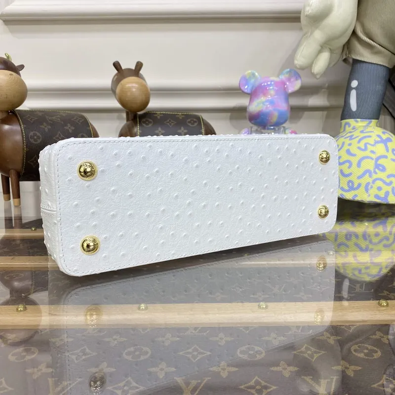 LV N81279 Louis Vuitton Capucines MM Kabelka Bílá