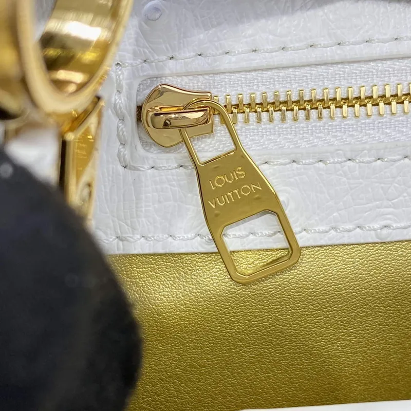 LV N81523 Louis Vuitton Capucines BB Kabelka Bílá