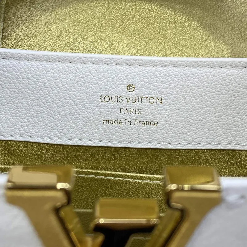 LV N81523 Louis Vuitton Capucines Mini Kabelka Bílá