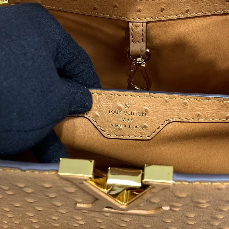 LV N81279 Louis Vuitton Capucines MM Kabelka Hnědá