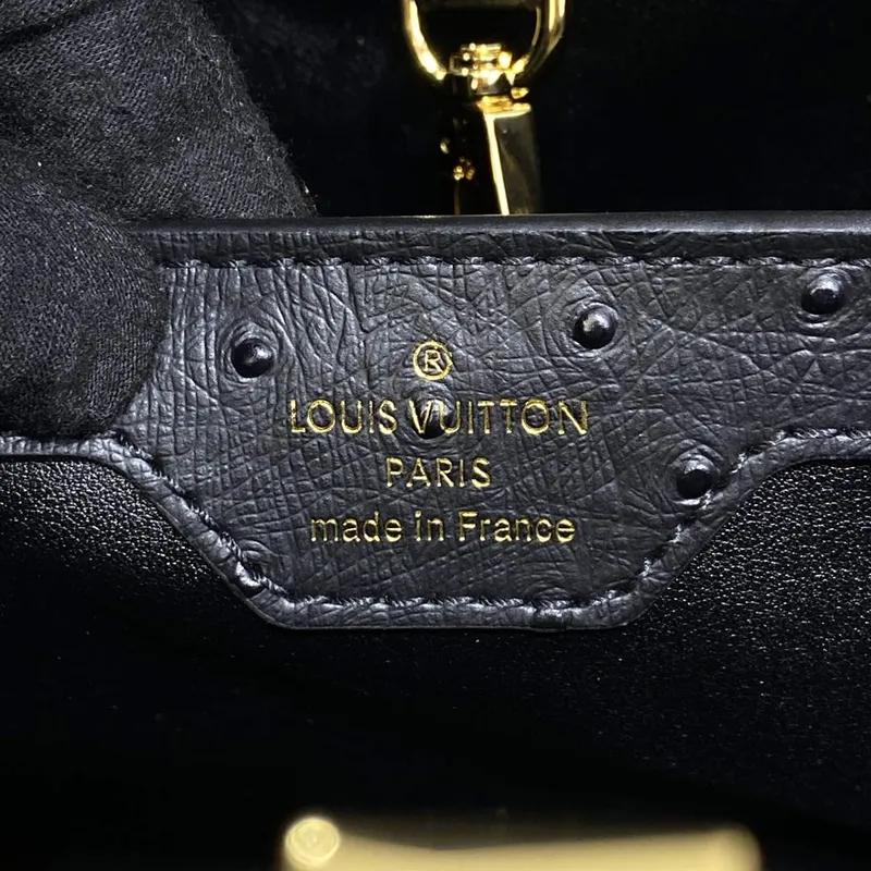 LV N81279 Louis Vuitton Capucines MM Kabelka Černá