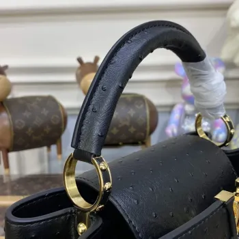 LV N81523 Louis Vuitton Capucines BB Kabelka Černá