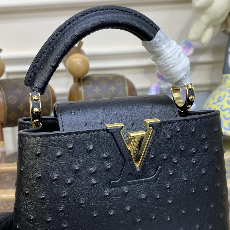 LV N81523 Louis Vuitton Capucines Mini Kabelka Černá
