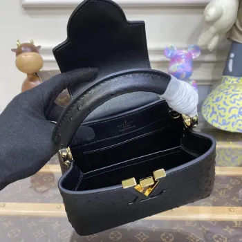 LV N81523 Louis Vuitton Capucines Mini Kabelka Černá