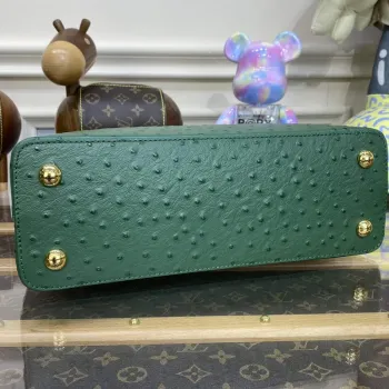 LV N93075 Louis Vuitton Capucines MM Kabelka Mátově Zelená