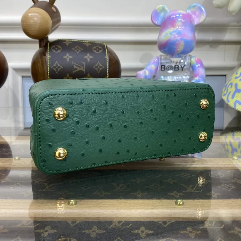 LV N93075 Louis Vuitton Capucines Mini Kabelka Mátově Zelená