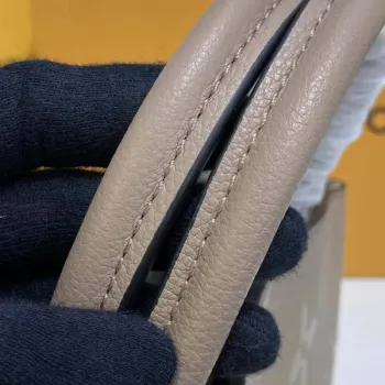 Louis Vuitton LV M58916 Petit Palais Monogram Šedá kůže