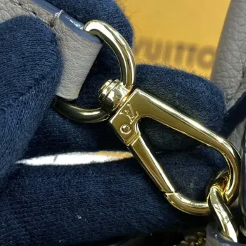 Louis Vuitton LV M58916 Petit Palais Monogram Šedá kůže