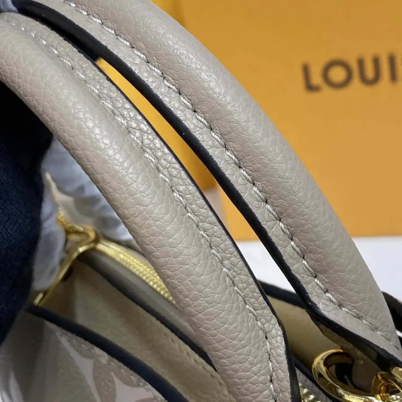 Louis Vuitton LV M58914 Petit Palais Bicolor Monogram empreinte kůže Crème