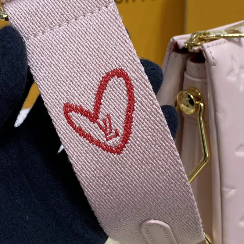 LV M21439 Louis Vuitton Coussin PM Taška Růžová