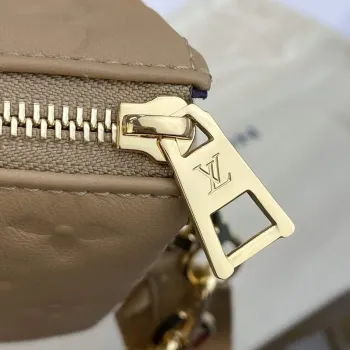 LV M21261 Louis Vuitton Coussin PM Taška Meruňková