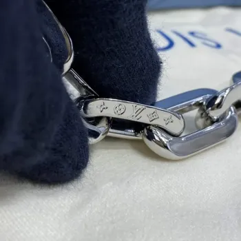 LV M21282 Louis Vuitton Coussin PM Taška námořnická modrá