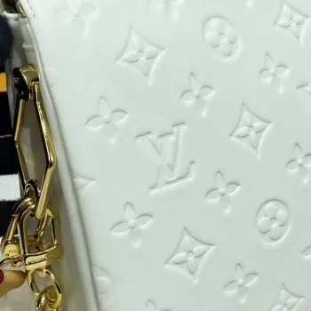LV M20378 Louis Vuitton Coussin PM Taška Bílá