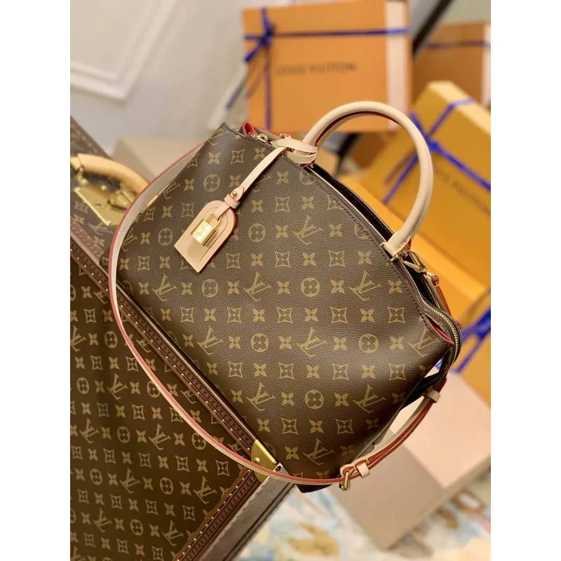 LV M45898 Louis Vuitton Grand Palais Monogram empreinte