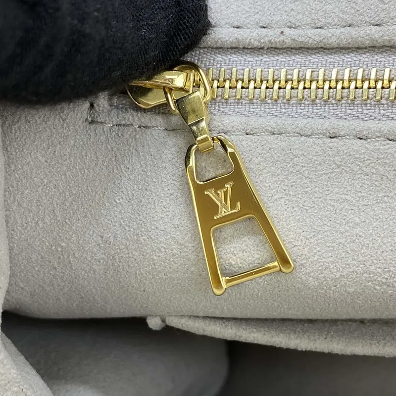 Louis Vuitton LV M45811 Grand Palais Monogram empreinte Růžová