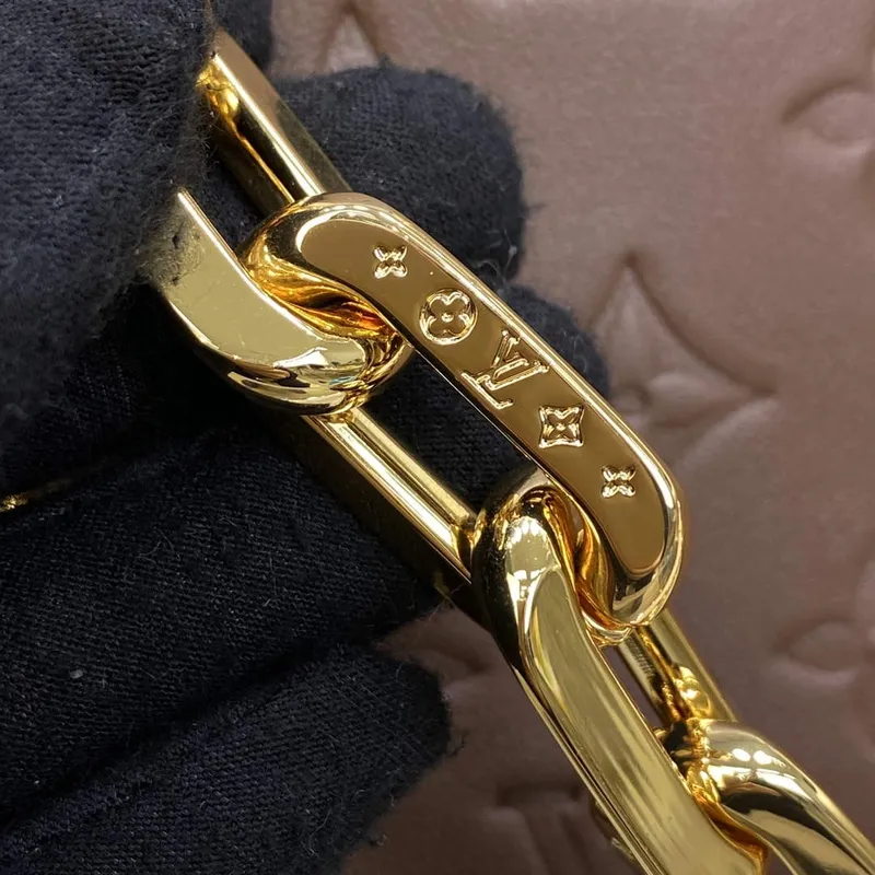 LV M21263 Louis Vuitton Coussin PM Taška Taupe Hnědá