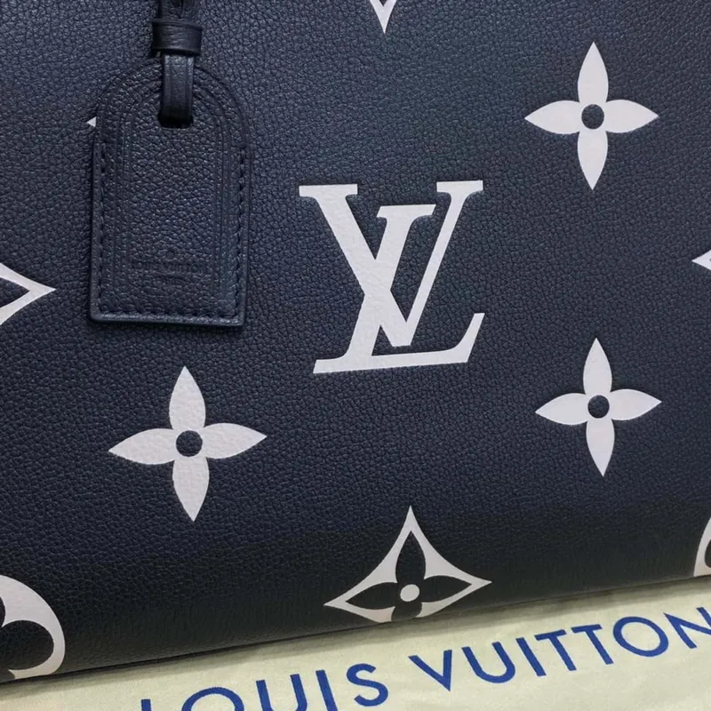 Louis Vuitton LV M45842 Grand Palais bicolor Monogram empreinte kůže Černá Béžová