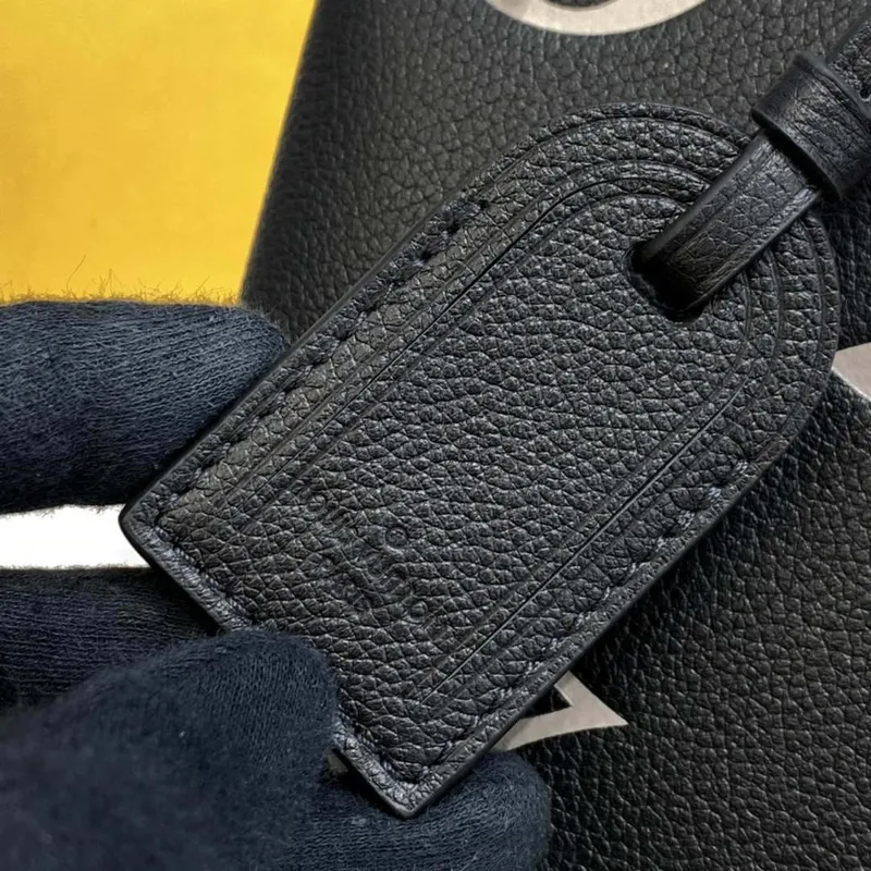 Louis Vuitton LV M45842 Grand Palais bicolor Monogram empreinte kůže Černá Béžová