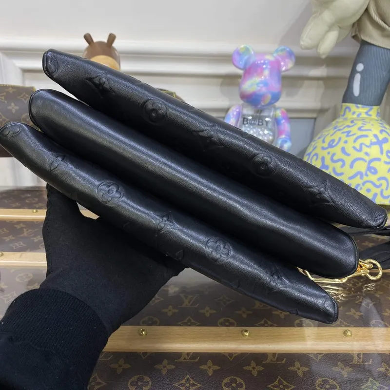 LV M21260 Louis Vuitton Coussin PM Taška Černá