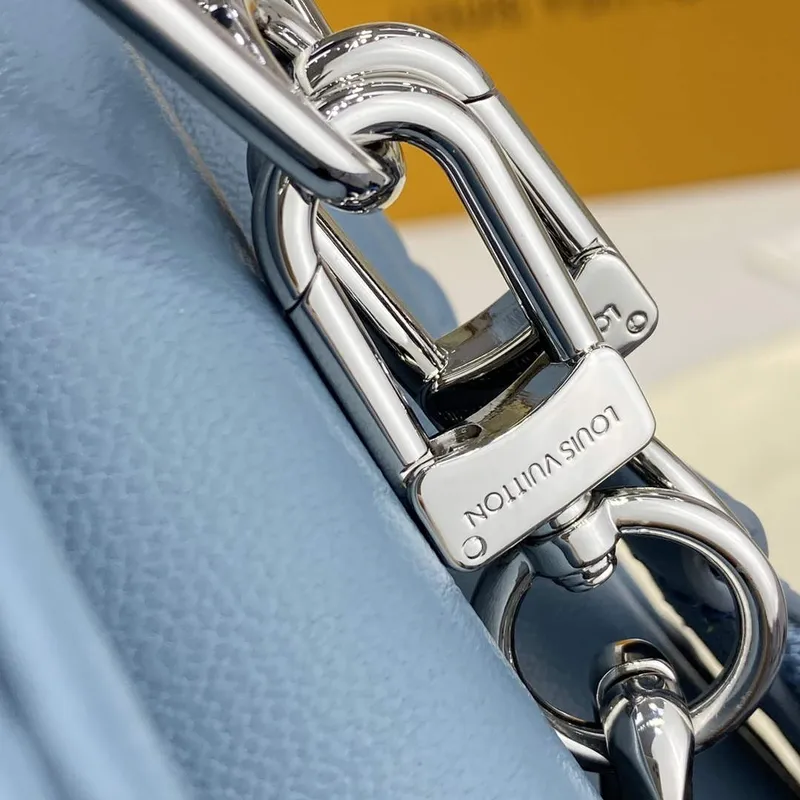 LV M21197 Louis Vuitton Coussin PM Taška v barvě mlhově modré