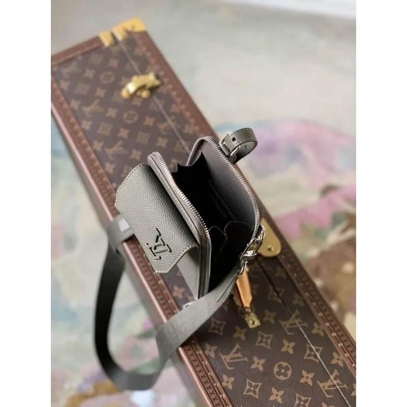 LV M57089 Pouzdro na telefon Louis Vuitton Zelené