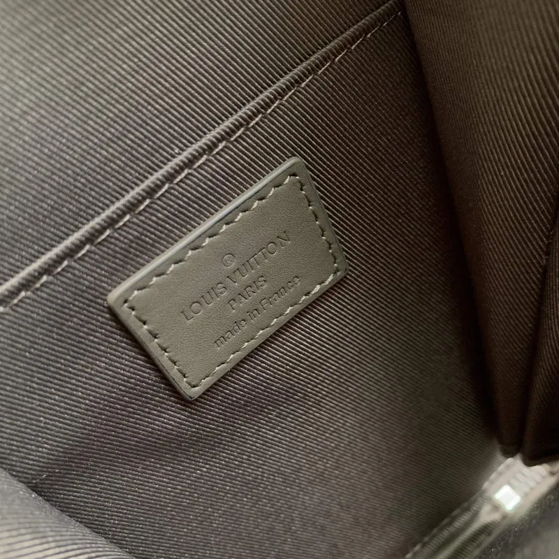 LV M57089 Pouzdro na telefon Louis Vuitton Zelené