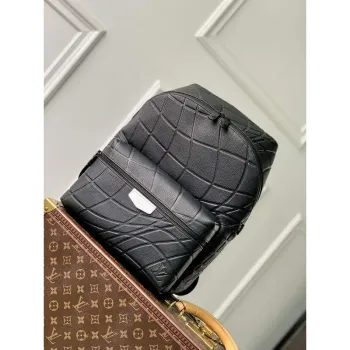 LV M21391 Louis Vuitton Objevovací batoh černý