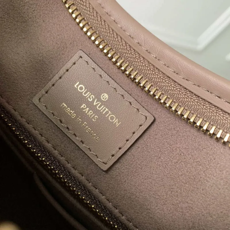 Louis Vuitton LV M46292 Carryall PM Monogram Tourterelle Šedá