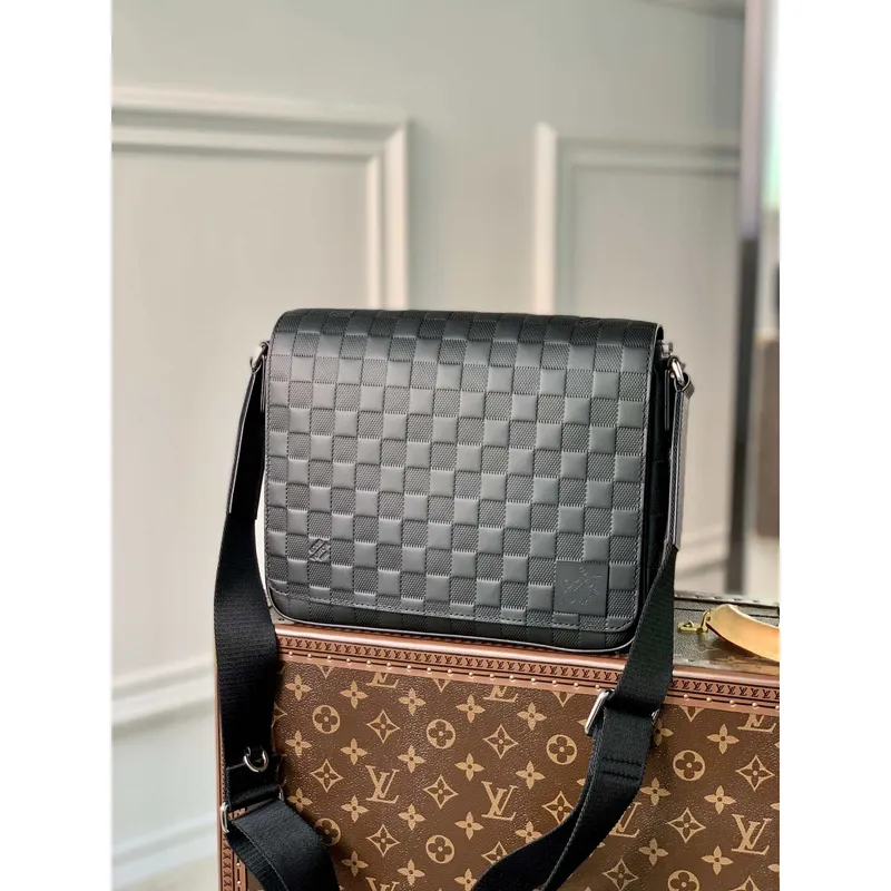 Louis Vuitton N42711 District PM Damier Black