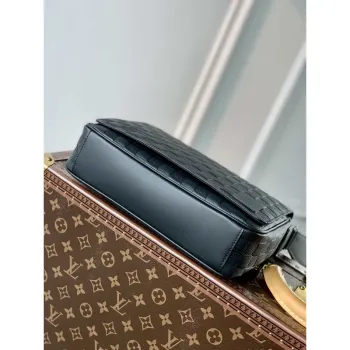 Louis Vuitton N42711 District PM Damier Black