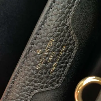 LV M20708 Louis Vuitton Capucines BB Kabelka Černá