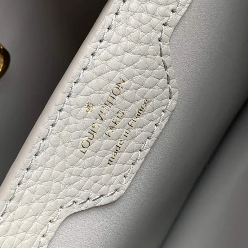 LV M21296 Louis Vuitton Capucines MM Taška Steeple Gray / Greige