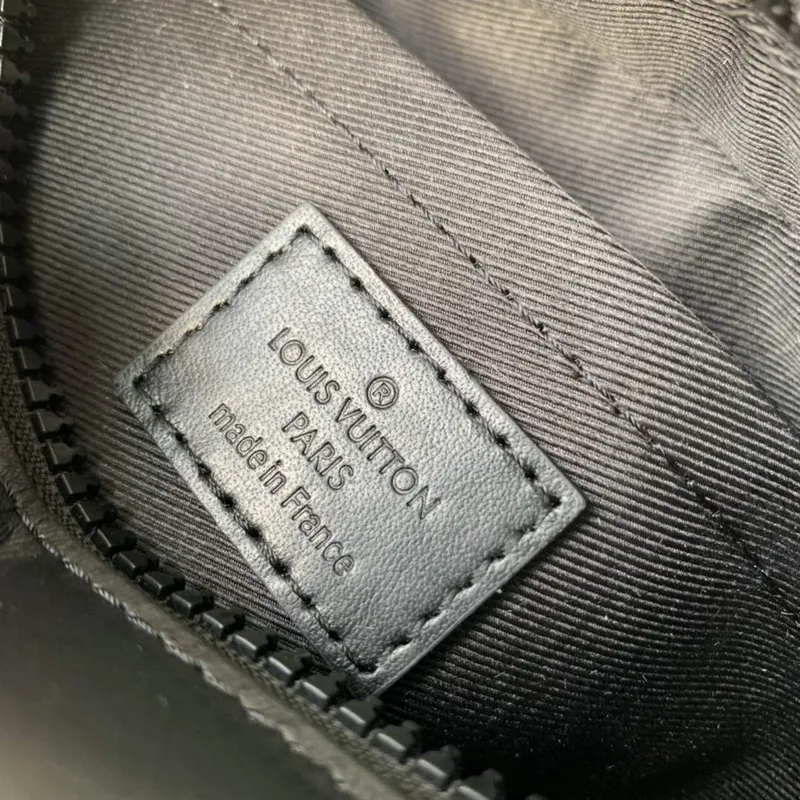 LV M81611 Louis Vuitton Mini Soft Trunk Černá