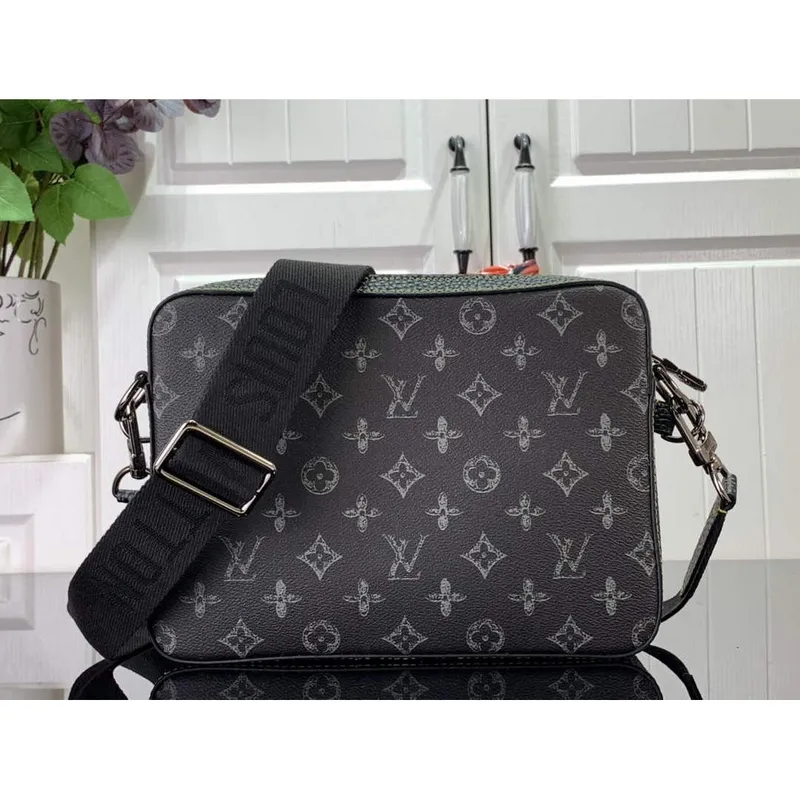 LV M69443 Louis Vuitton Trio Messenger Bag Monogram