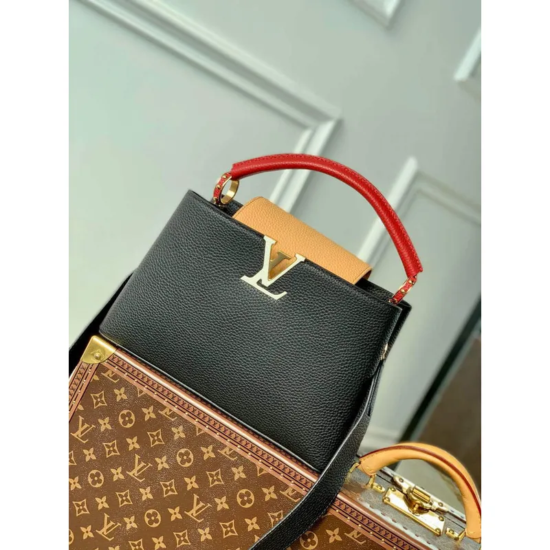 LV M20704 Louis Vuitton Capucines MM Kabelka Černá