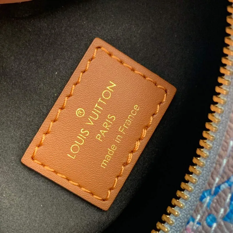 LV M21183 Louis Vuitton Loop Baguette Kabelka Modrá