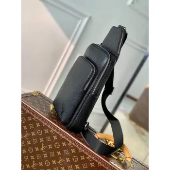LV M30859 Louis Vuitton Avenue Sling Bag Černá