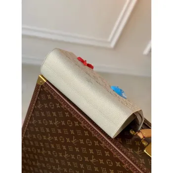 LV M81556 Louis Vuitton Pochette Voyage Ostatní kůže Světle šedá