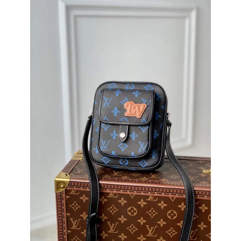 LV M81854 Louis Vuitton Christopher Nositelné Peněženka Modrá